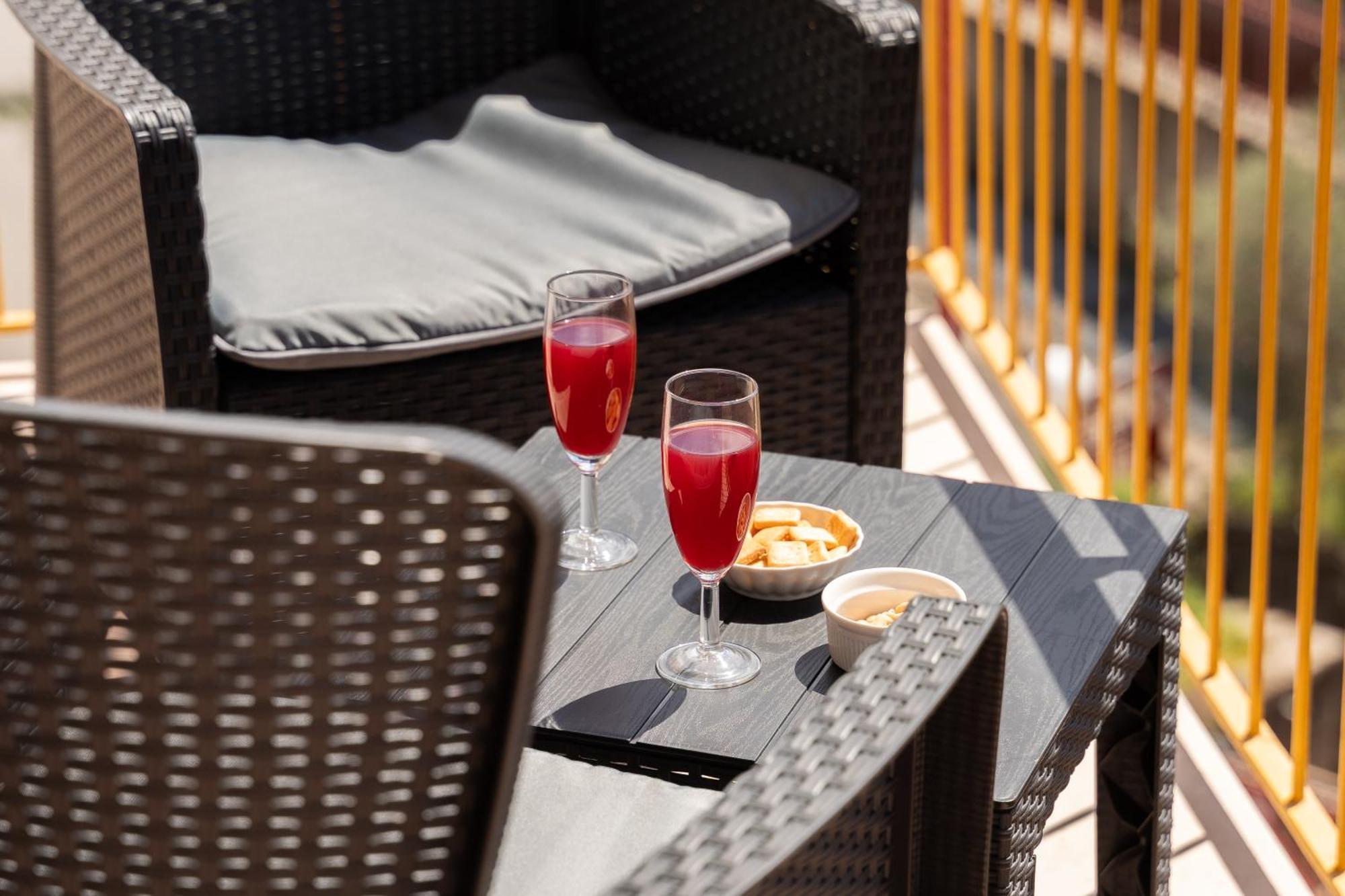 Mifra Suites Sorrento Eksteriør bilde