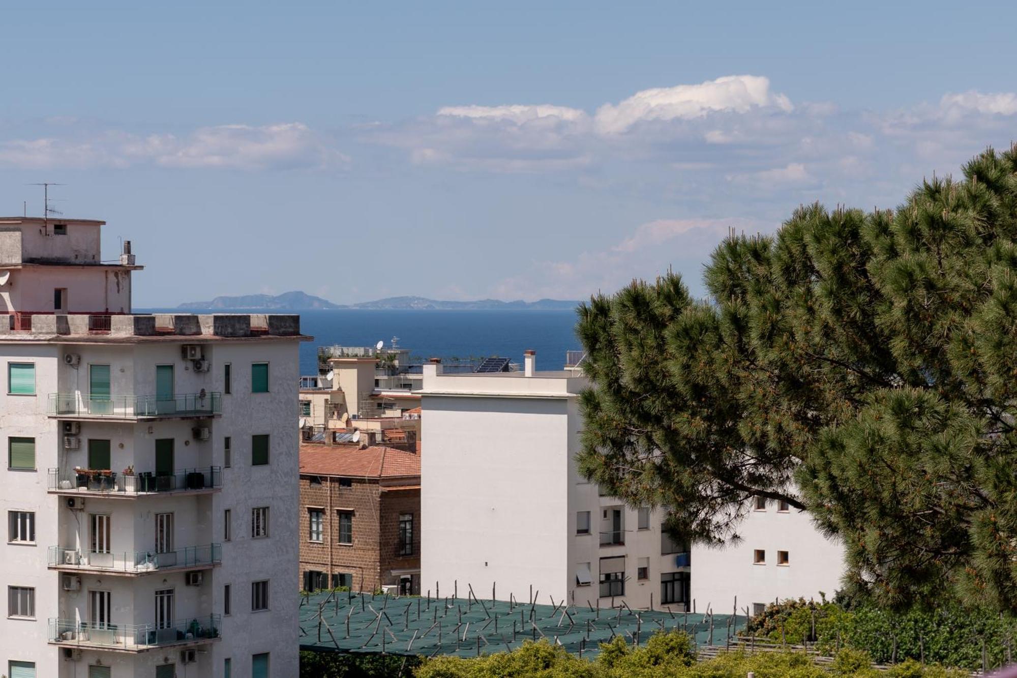 Mifra Suites Sorrento Eksteriør bilde