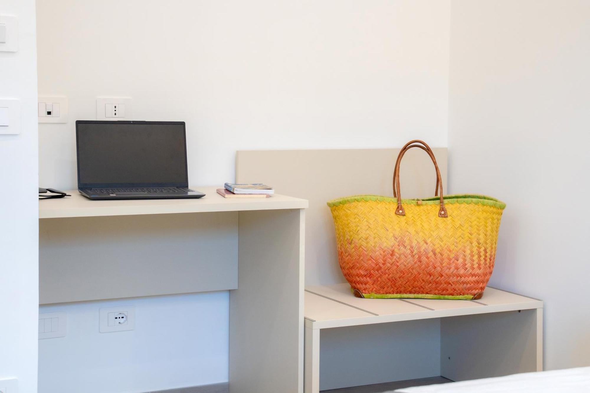 Mifra Suites Sorrento Eksteriør bilde
